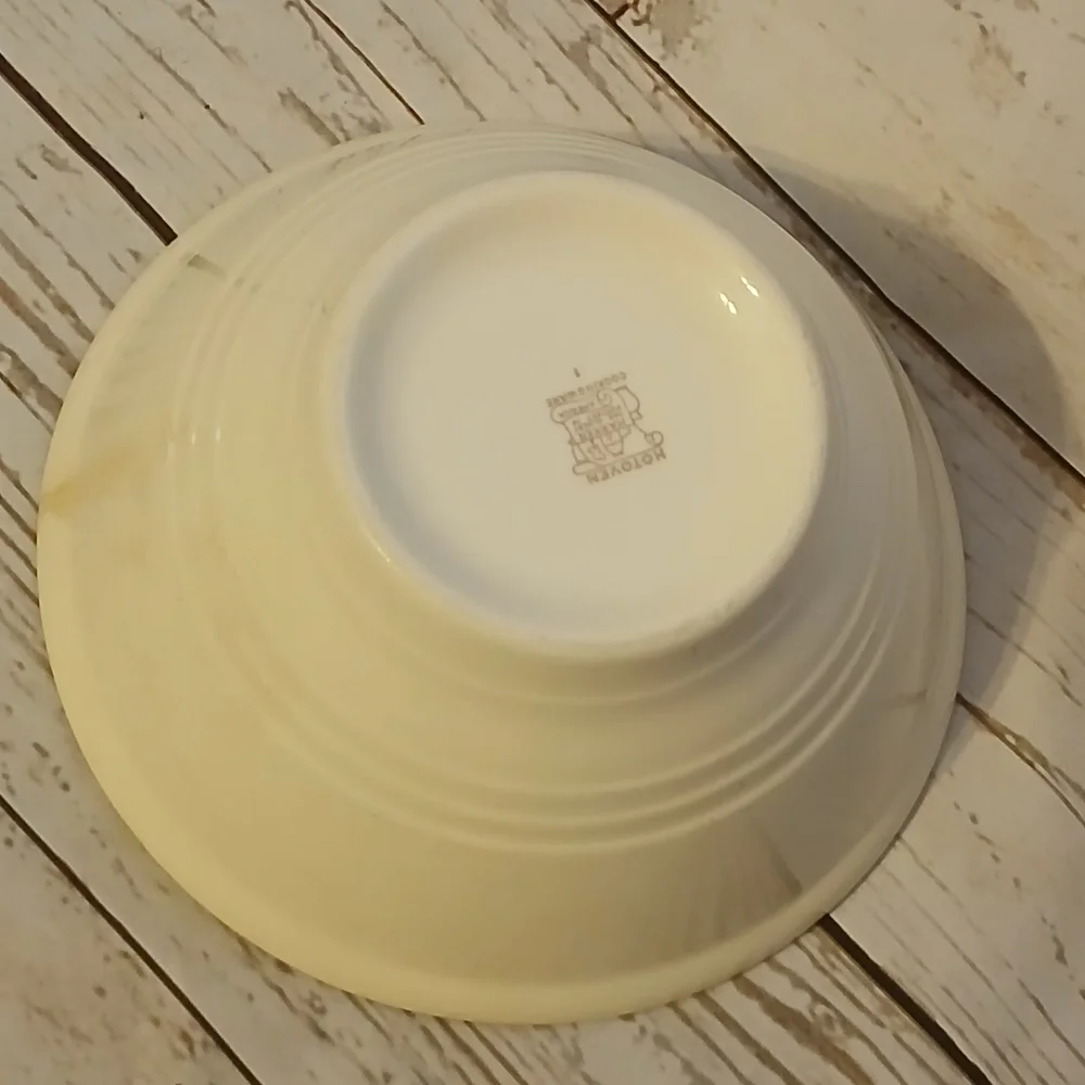 Harker Hotoven Vintage Green Ivy Bowl
